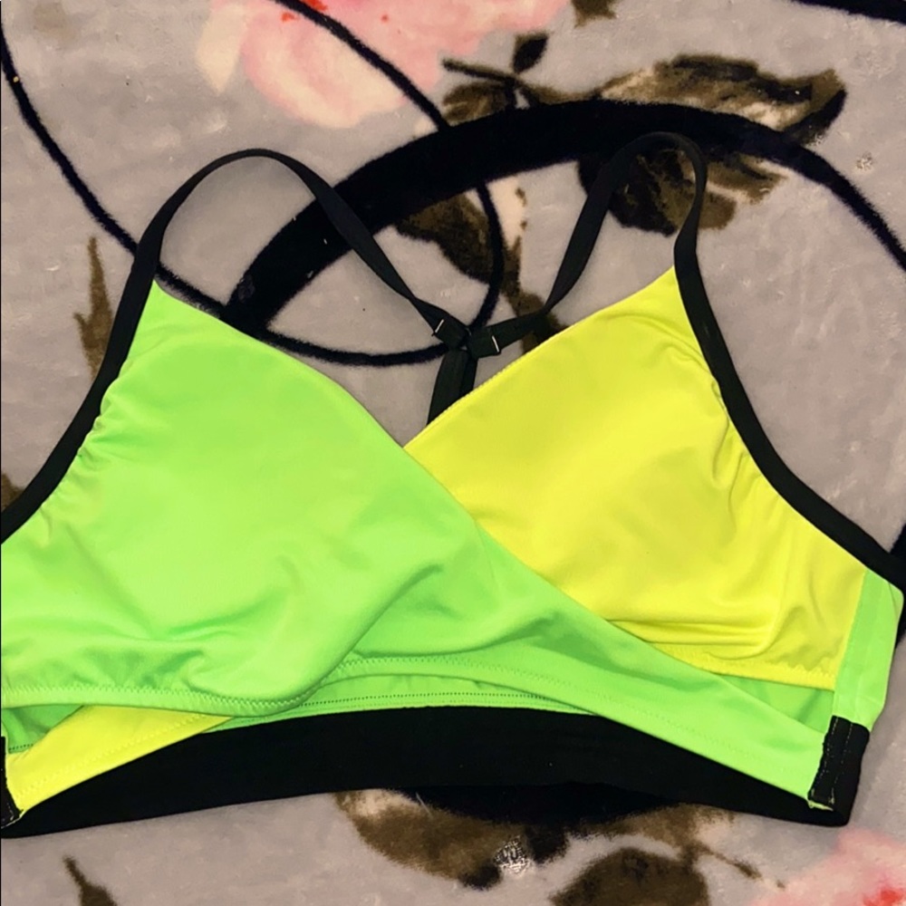 VS PINK Gym to swim top